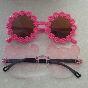 Cool kids sunglasses bundle. Teddy beats and daisies. While they last nwot